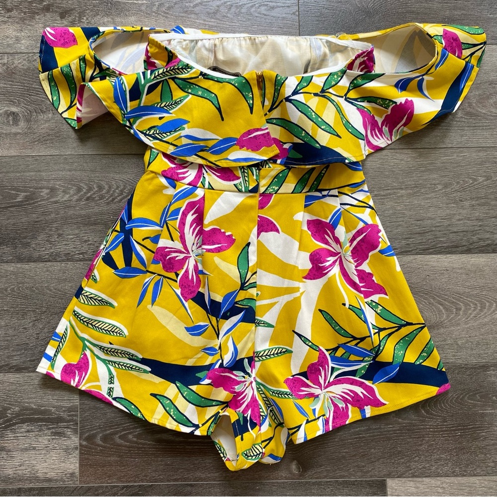 Flying‎ Tomato Yellow Floral Off the Shoulder Romper - Picture 5 of 12